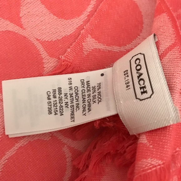 Coach Pink Scarf - Picture 5 of 5